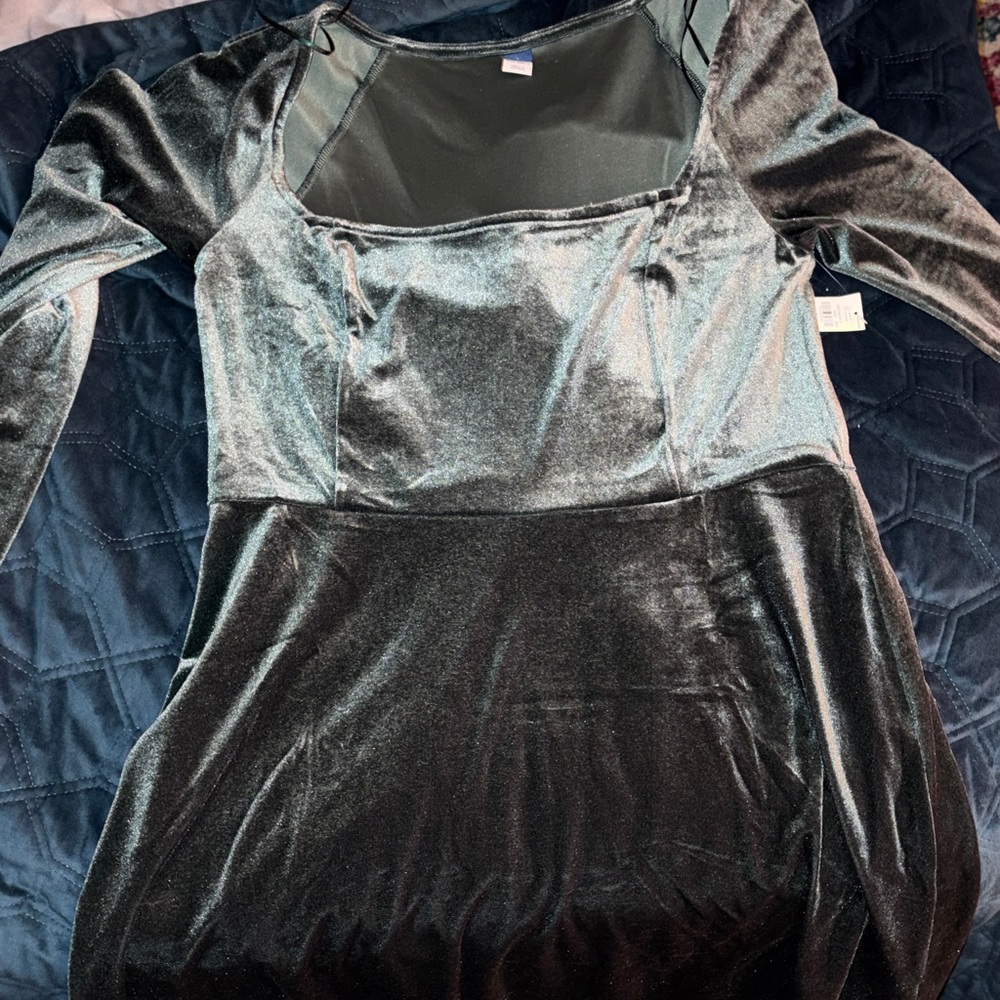 Old Navy Dark Green Velvet Dress NWT